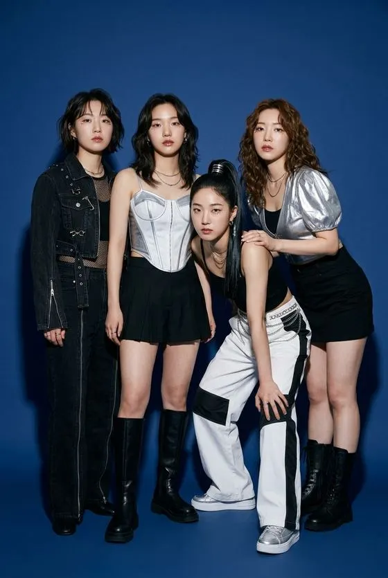 Four friends transformed into an idol group album jacket
